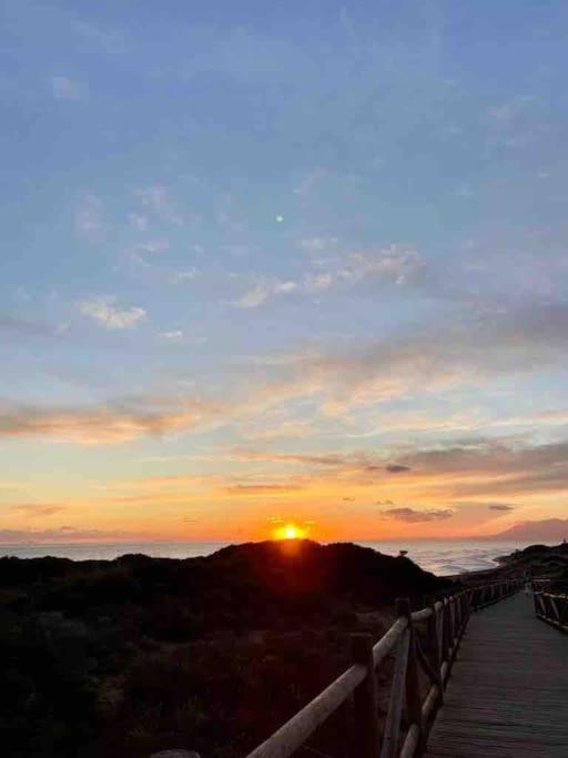 マルベーリャDuplex Beach Cabopinoアパートメント エクステリア 写真
